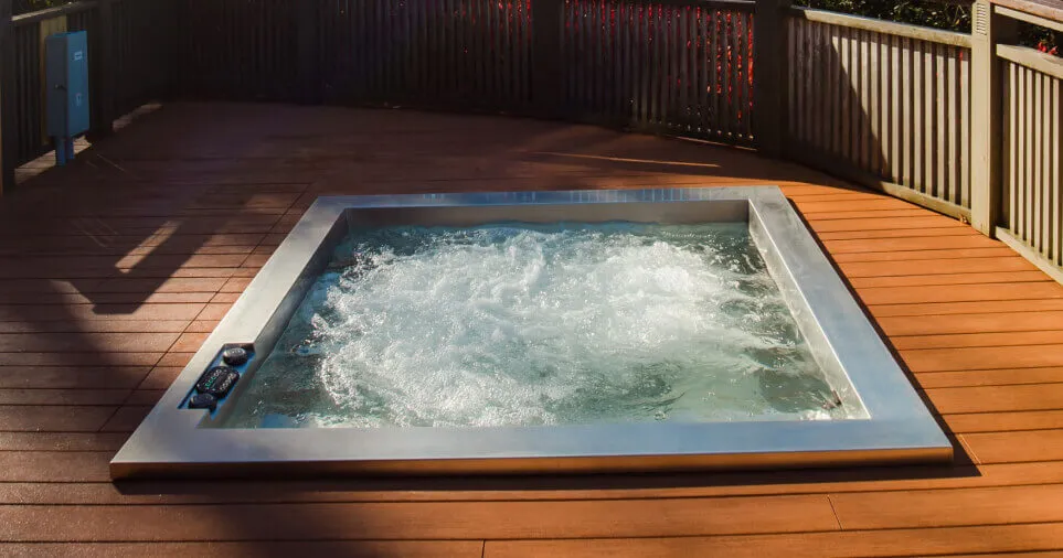 Stainless Steel Hot Tubs & Spas at Dell Outdoor